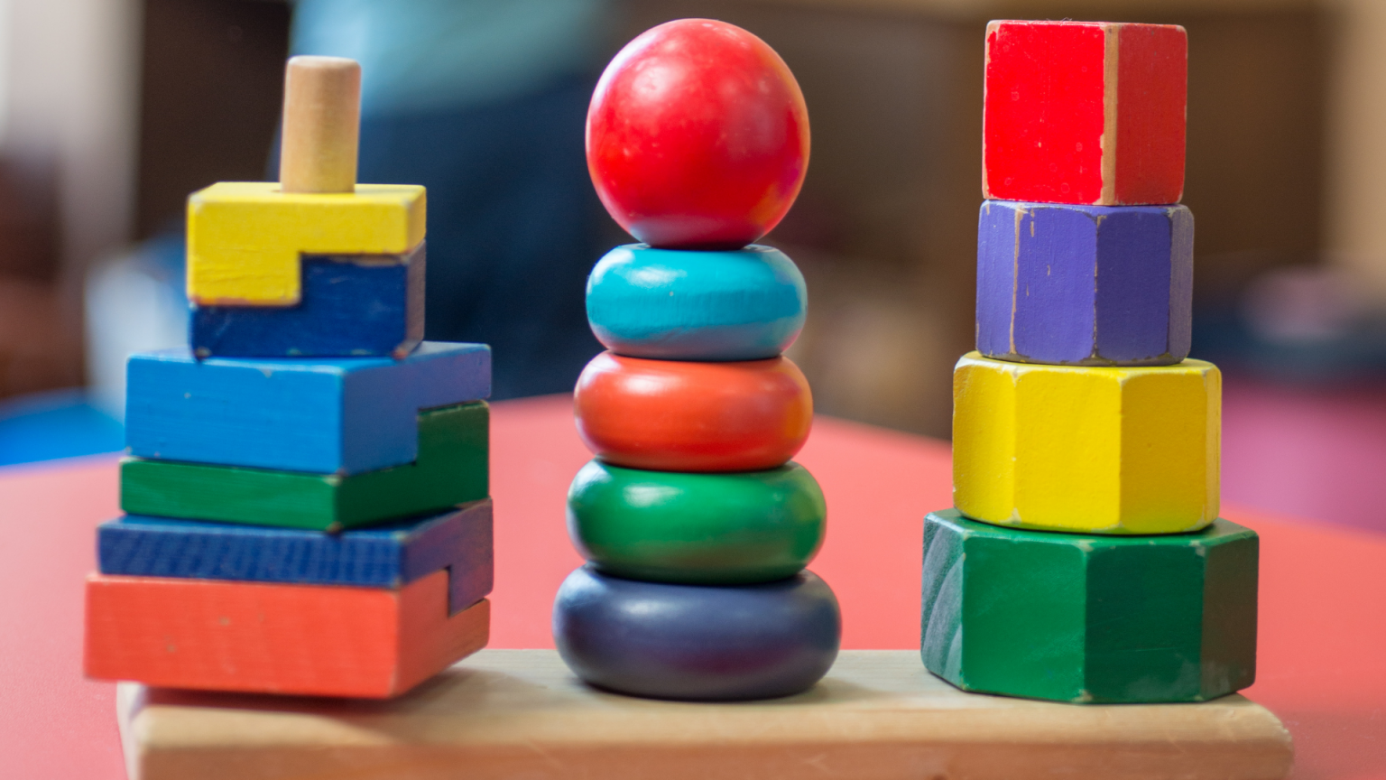 Brinquedos Montessorianos Saiba Como Eles Auxiliam No Desenvolvimento Infantil Institucional